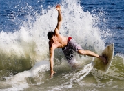 开云官网-极速与绿茵的交响，F1新赛季揭幕战之夜，贝恩关键进球定乾坤