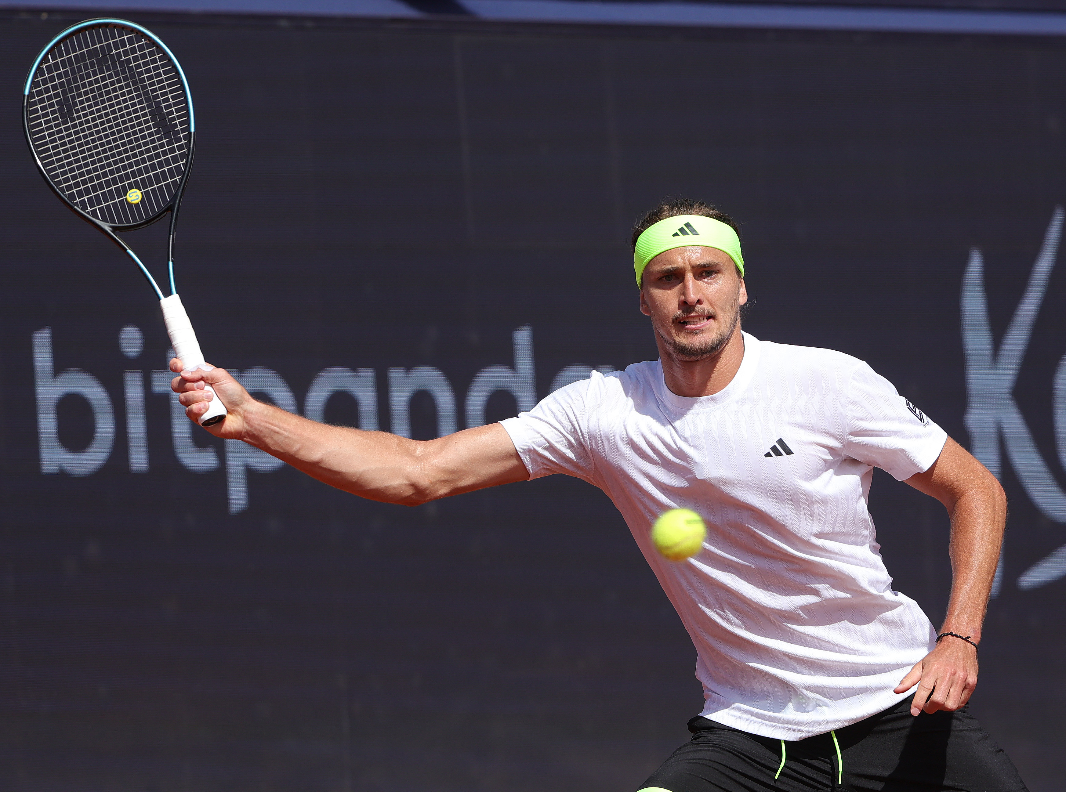 包含世界网球队爆冷意大利网球队,兹维列夫关键制胜的词条 包含世界网球队爆冷意大利网球队,兹维列夫关键制胜的词条