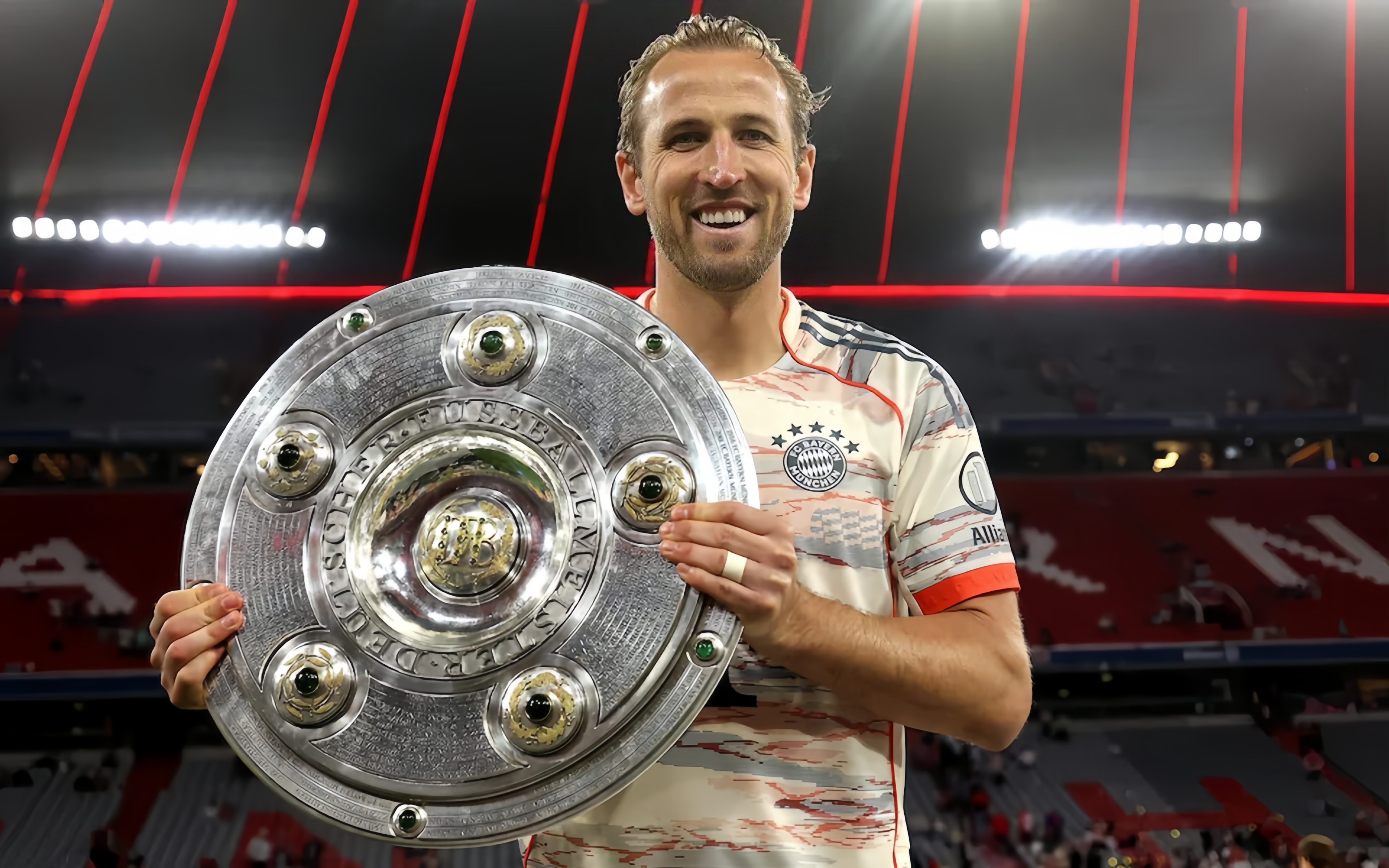 乌拉圭完胜中国,哈里·凯恩高光表现的简单介绍 乌拉圭完胜中国,哈里·凯恩高光表现的简单介绍