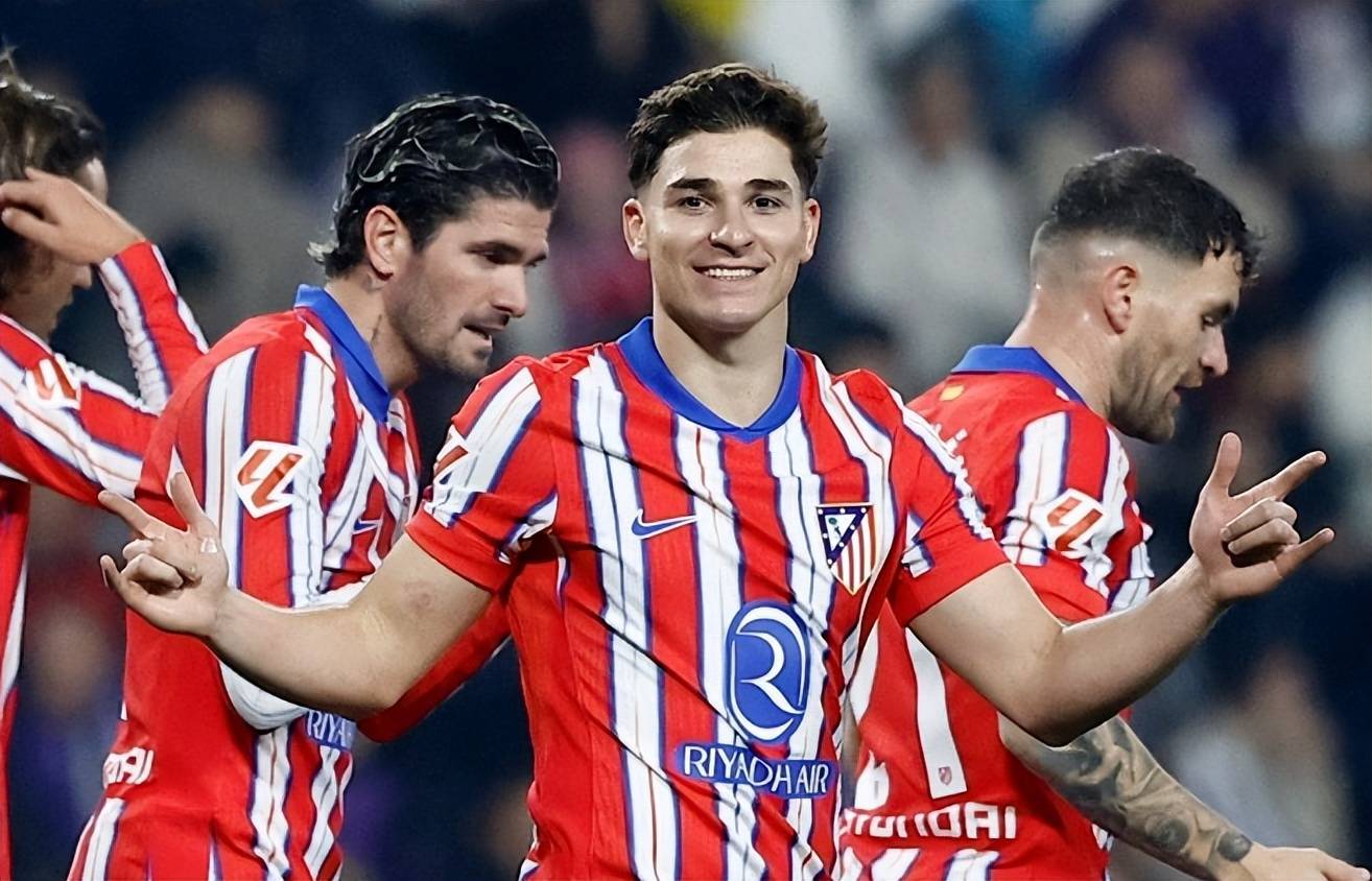 那不勒斯主力中场伤愈归队,球队士气大振 那不勒斯主力中场伤愈归队,球队士气大振