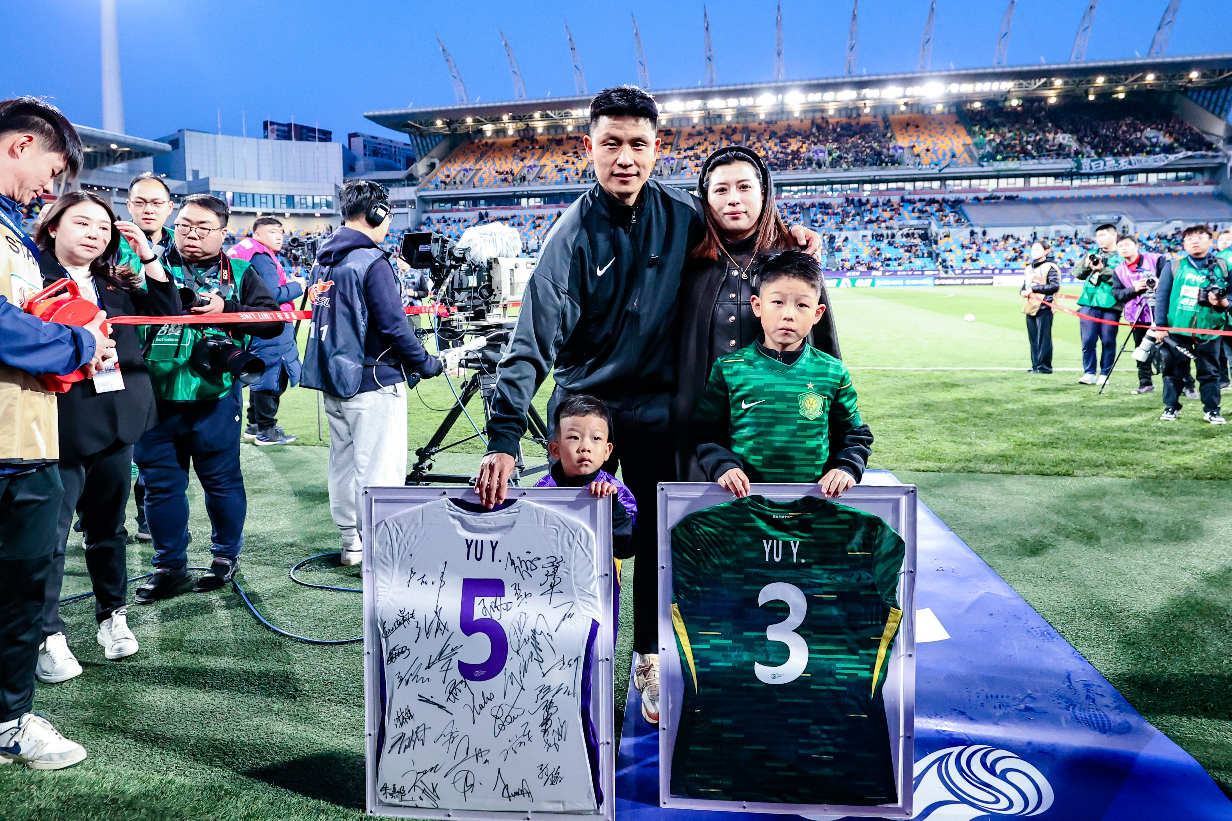 天津泰达主场战胜大连一方,五轮不败稳居中游的简单介绍 天津泰达主场战胜大连一方,五轮不败稳居中游的简单介绍