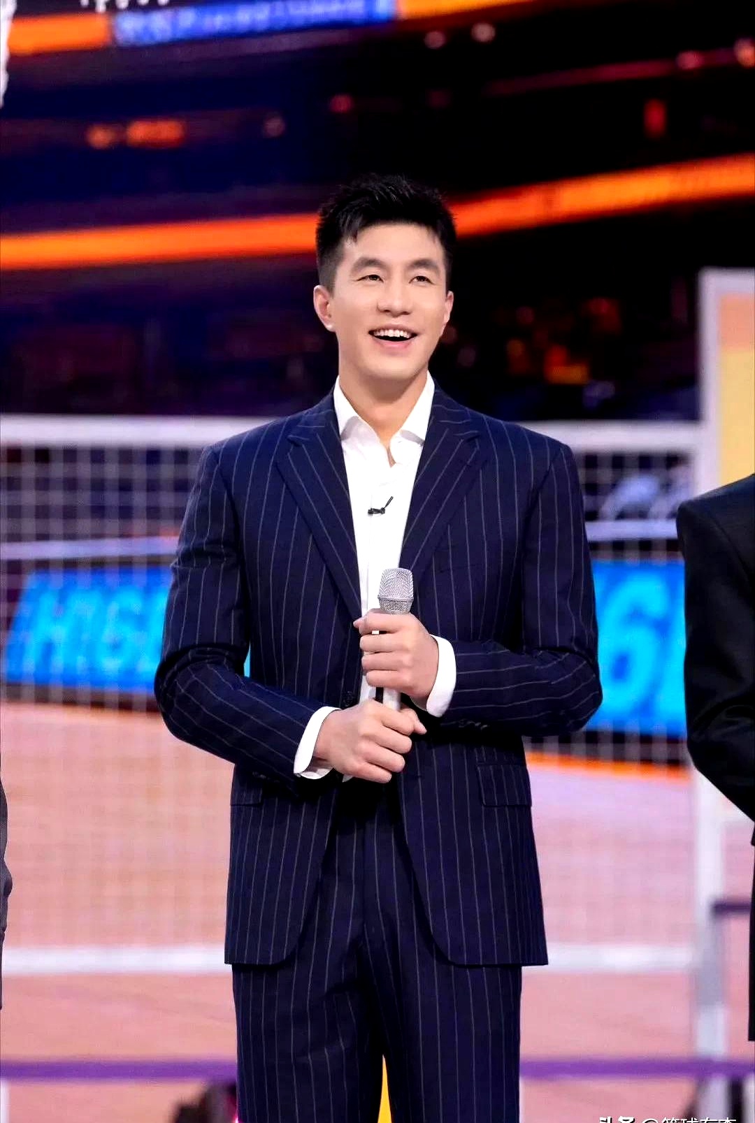 鹈鹕险胜国王,郭艾伦关键制胜的简单介绍 鹈鹕险胜国王,郭艾伦关键制胜的简单介绍