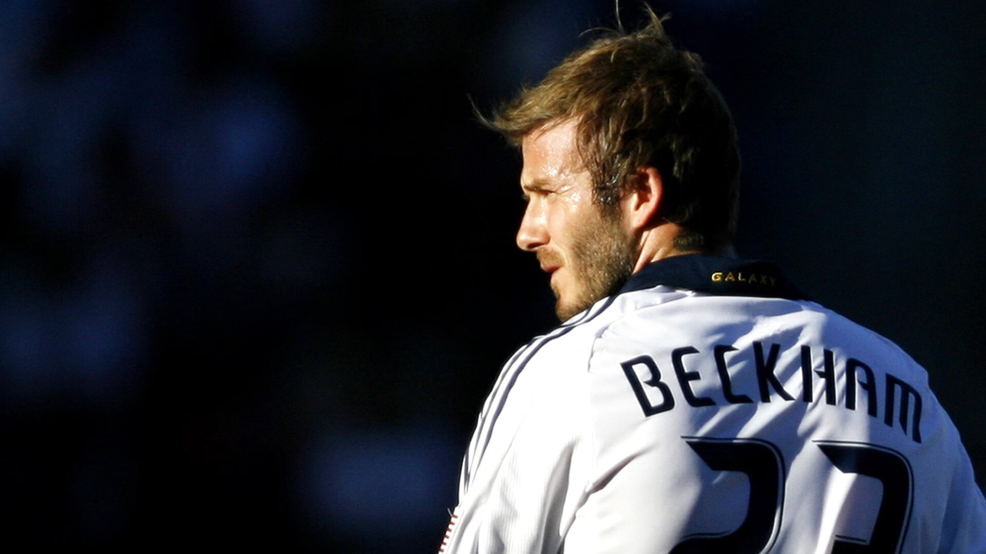 跨越东西的统治力，从北京队横扫太阳到爱德华兹世界杯接管比赛