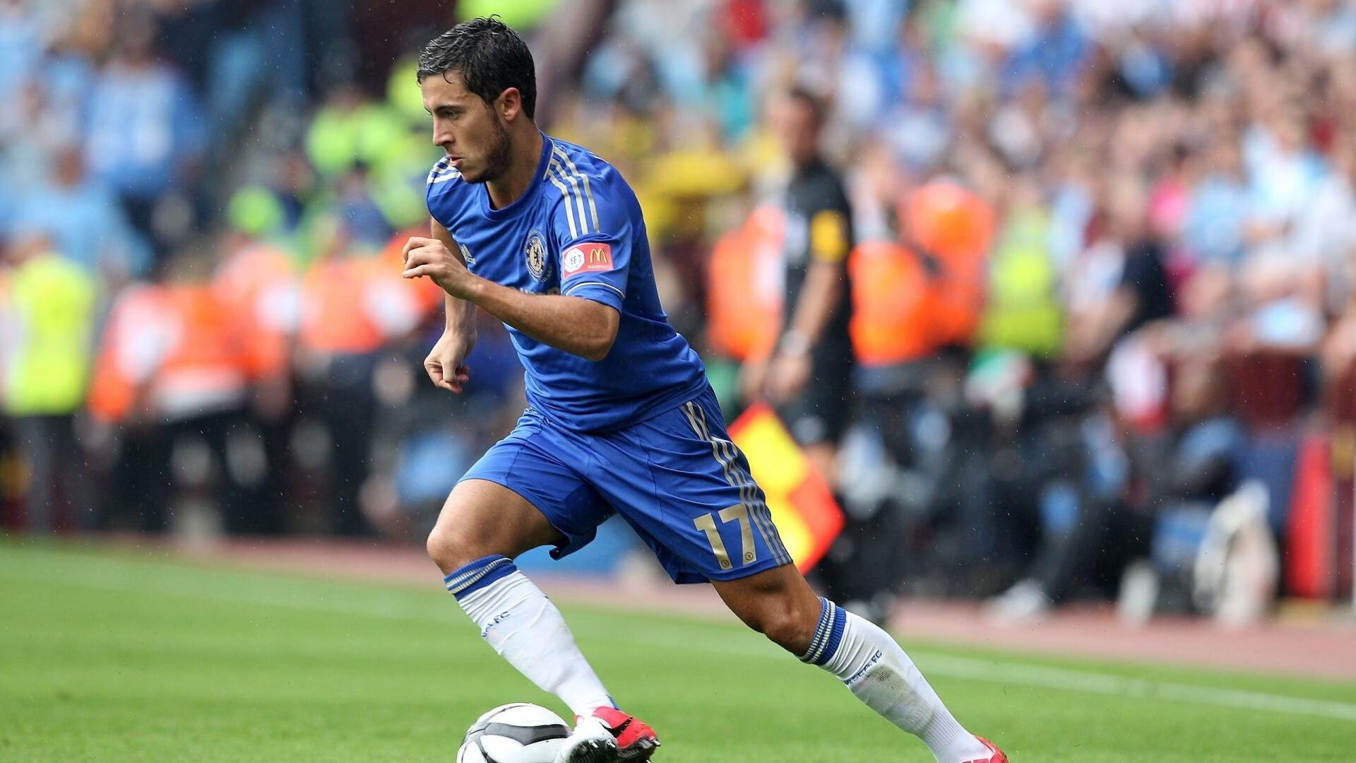 德甲争冠战之夜，切特完成里程碑，一个改写历史的瞬间